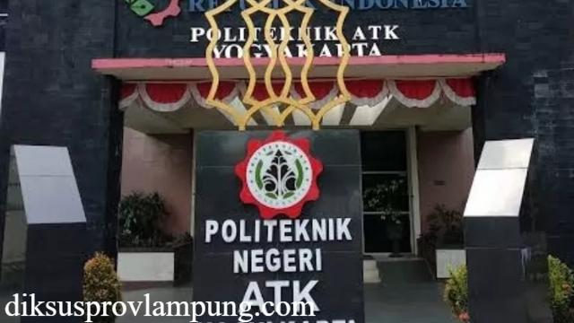 Peluang Karir dan Pendidikan di Politeknik Akademi Teknologi